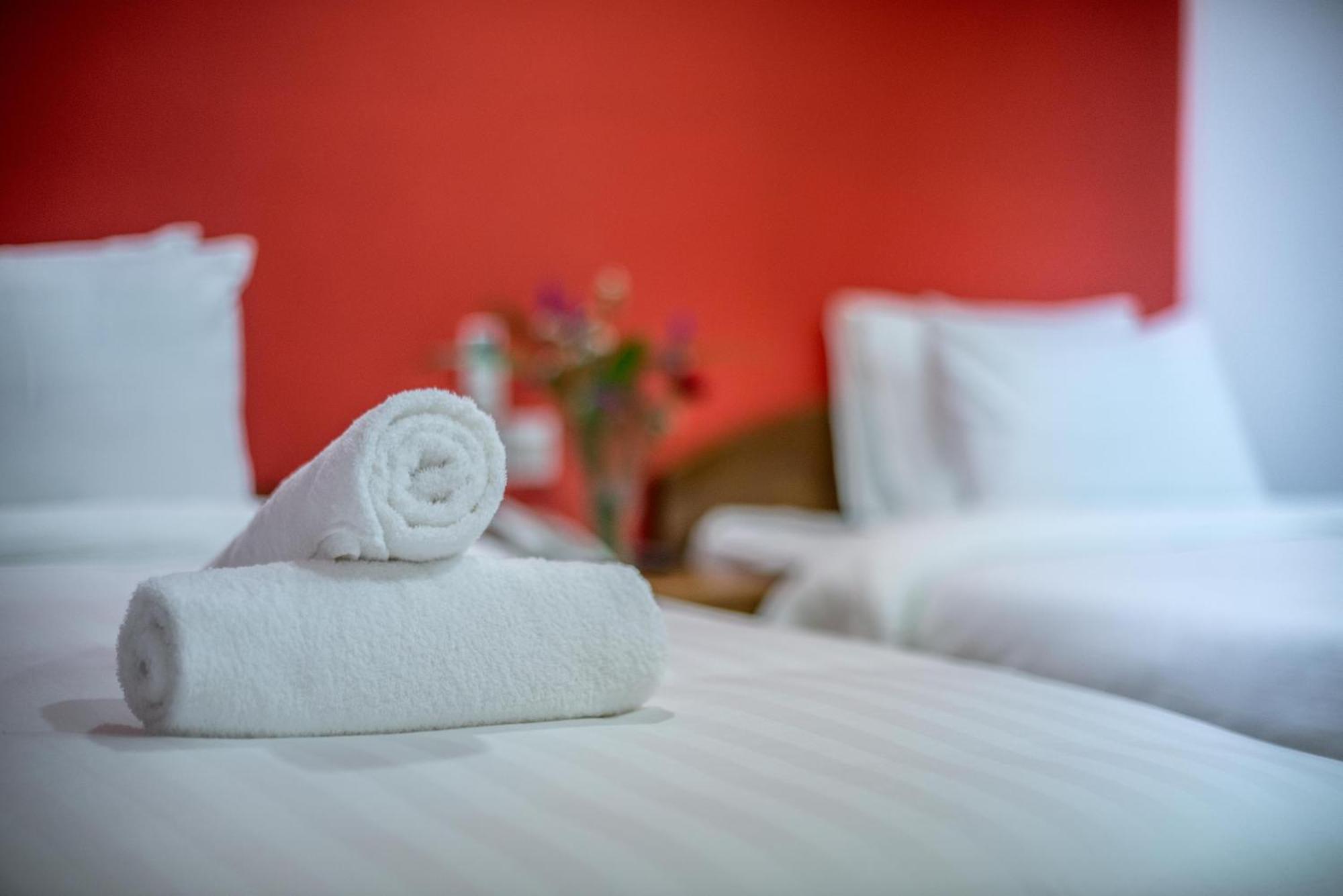 Golden Citadel Hotel Siem Reap Room photo