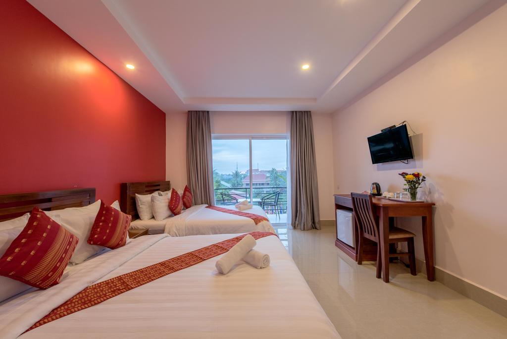 Golden Citadel Hotel Siem Reap Exterior photo